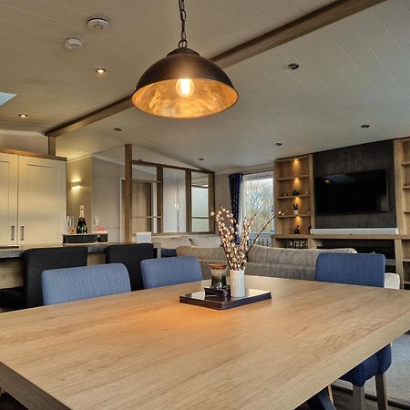 Hotchkin Lodge Удхол Спа Екстериор снимка