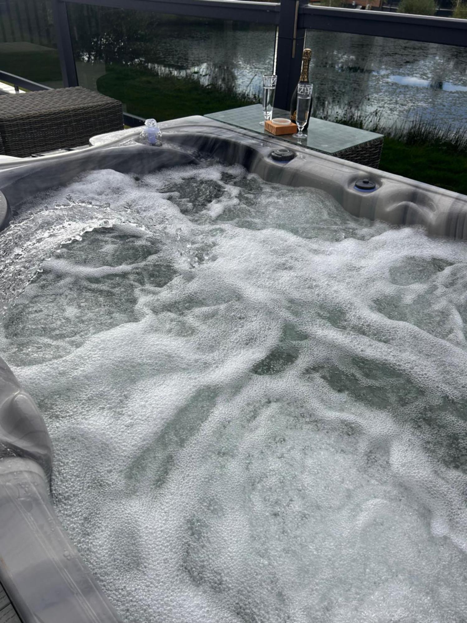 Hotchkin Lodge Удхол Спа Екстериор снимка